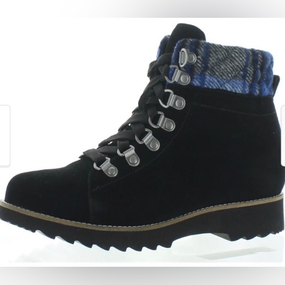 Blondo Raina Waterproof Ankle Boot - Picture 2 of 10